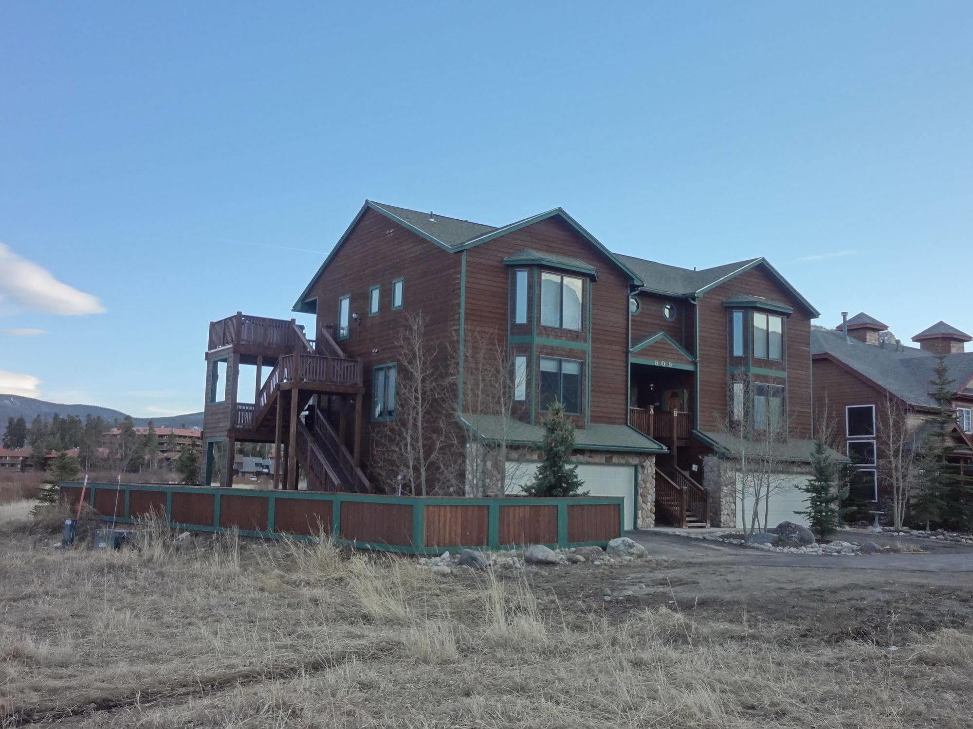 Lakepoint Court فريسكو المظهر الخارجي الصورة