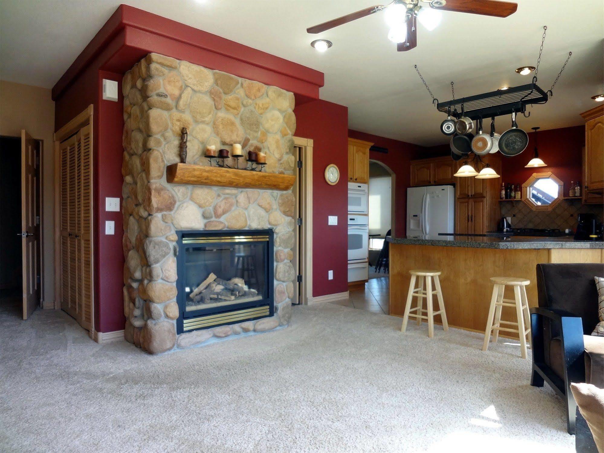 Lakepoint Court فريسكو المظهر الخارجي الصورة